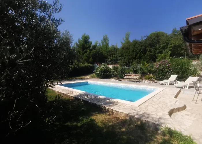 Romantic Tiny House With Private Pool & Fenced Garden - Pet Friendly Lejlighed Kostrena