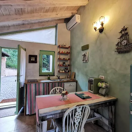 Apartment Romantic Tiny House With Private Pool & Fenced Garden - Pet Friendly Kostrena