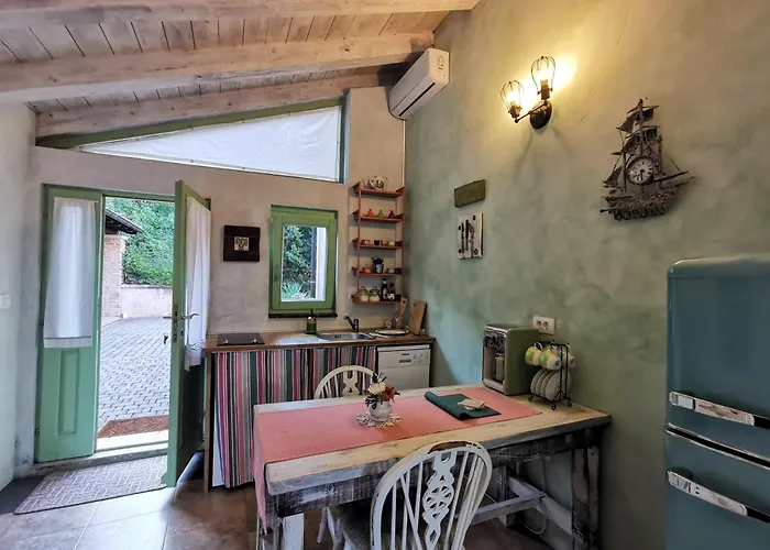Appartement Romantic Tiny House With Private Pool & Fenced Garden - Pet Friendly Kostrena